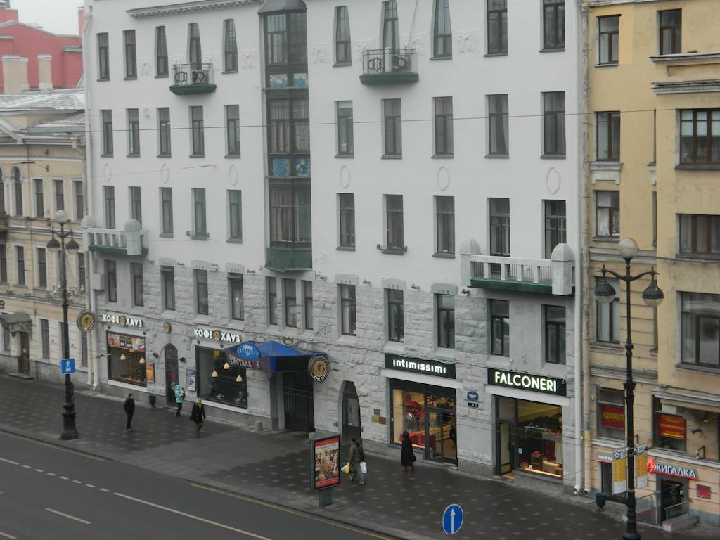 Mini-Hotel Nevskiy 72 Sankt Petersburg Exteriör bild